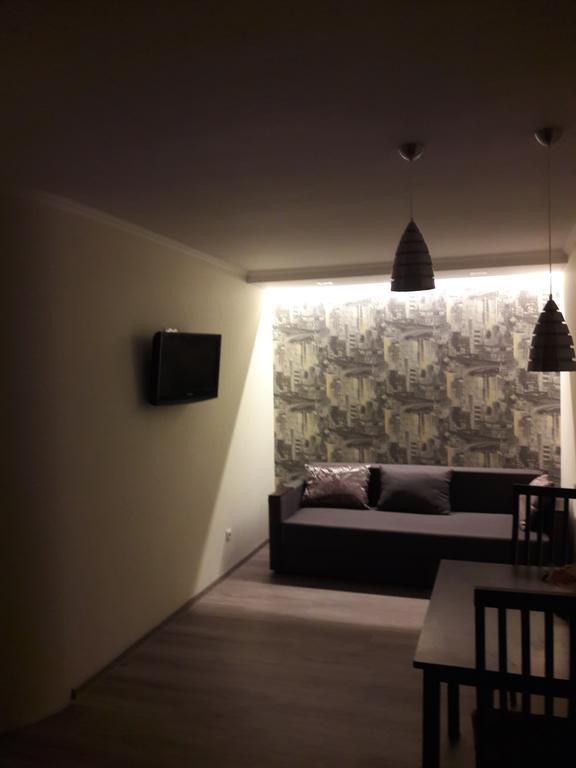 Apartmens Near Metalist Apartman Harkov Kültér fotó